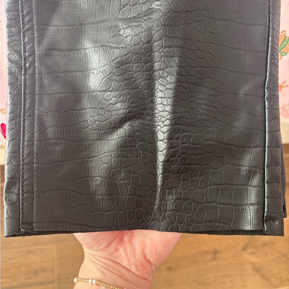 NWT Express Modern Straight Super High rise faux leather pants size 2S - Picture 9 of 9